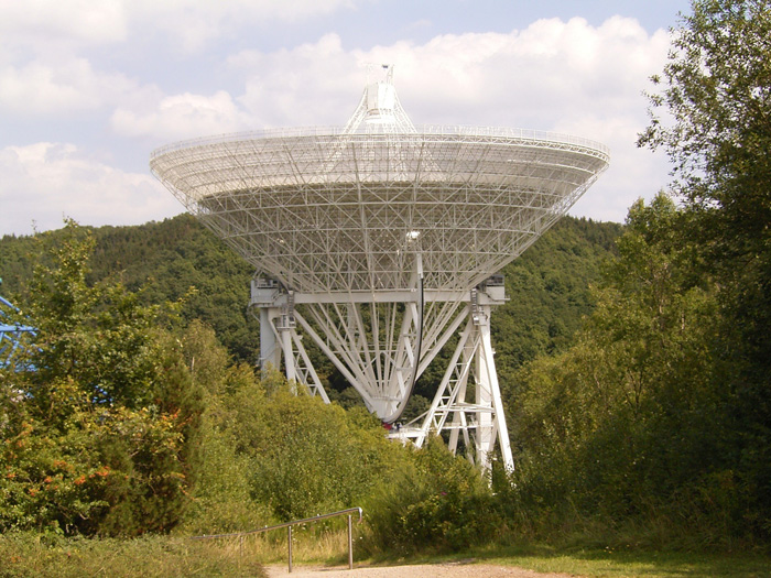 Effelsberg Radio Observatory. Авторски права: Frank Vincentz