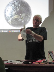 Практичното предавање за микрометеорити на Радан. Заслуги: Марина Димовска
