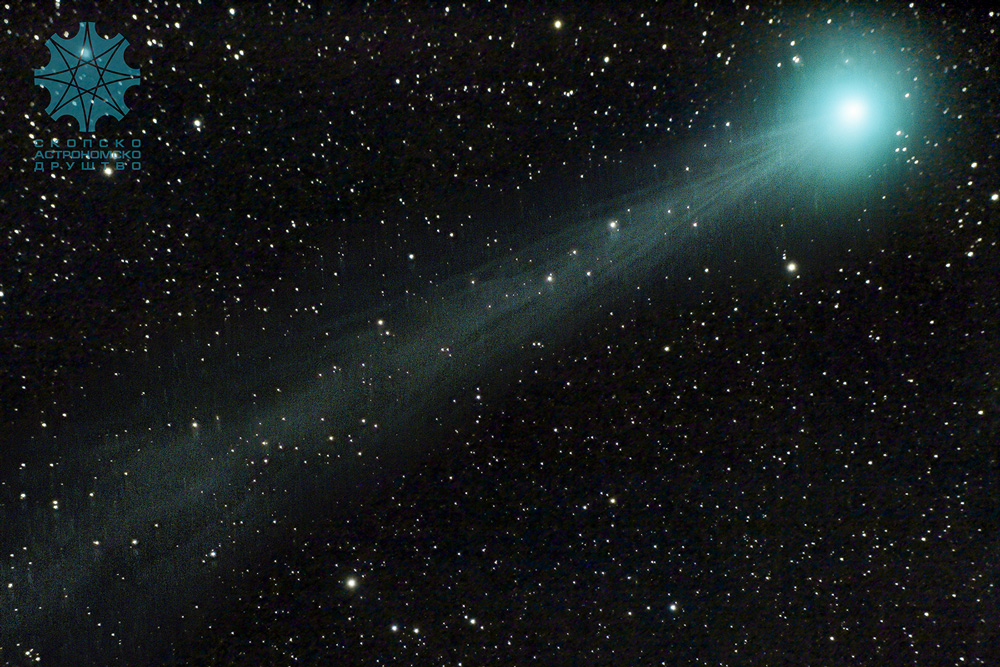 Кометата Lovejoy Q2. Сликано со Canon 5d2 и APO Scopos телескоп. Фотографијата е споена од 20 последователни експозии, секоја со должина од една минута, на ИСО 1600.