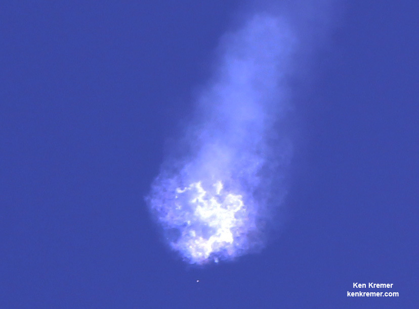 „Спејс екс Фалкон 9“ експлодира две минути по лансирањето од Кејп Канаверал на 28 јуни 2015 година