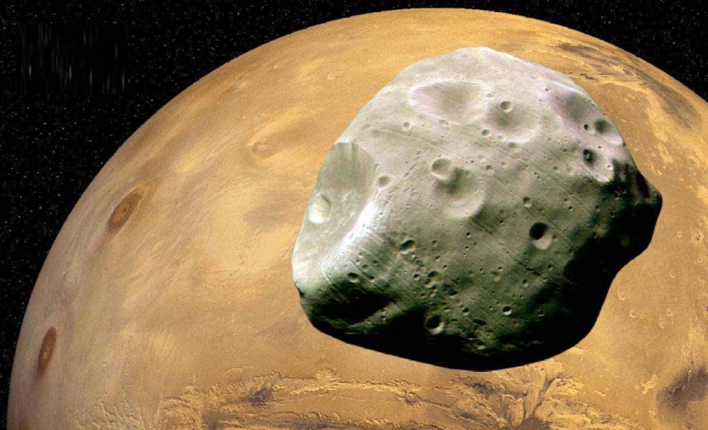 Фобос снимен со сондата Mars Reconnaissance Orbiter (Credit: Wikipedia)
