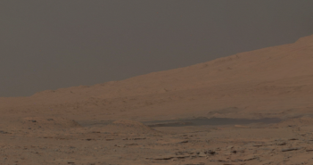 Прекрасно заоѓање на месечината Фобос на Марс
