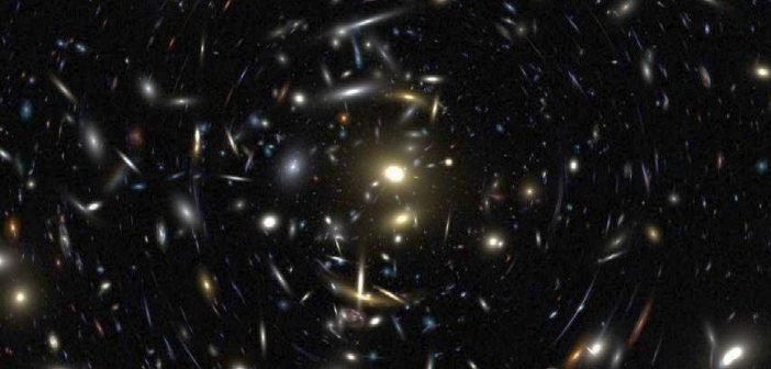 Нов изненадувачки модел за Универзумот ја елиминира потребата од темната енергија како концепт