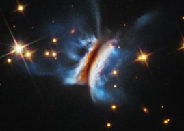 Хабл открива екстремен хаос во системот „Сендвичот на Дракула“