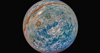 Јупитер не е точно онолку голем колку што мислевме